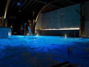 SPA & PISCINES SPA & PISCINES