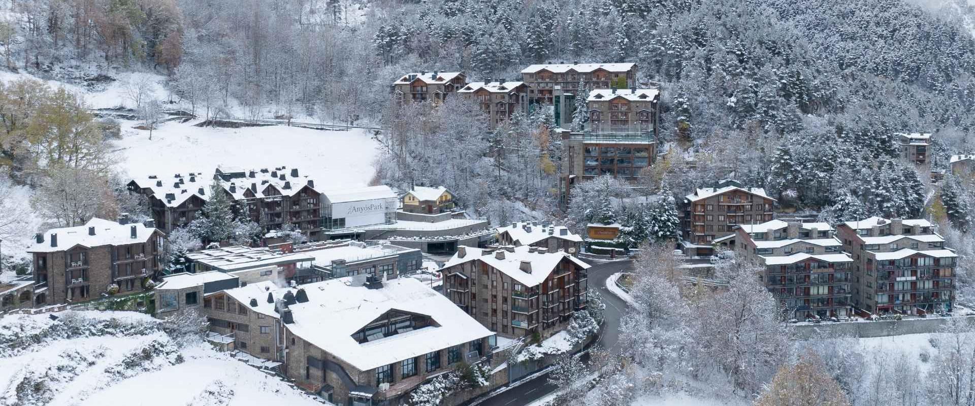 Votre hiver commence ici AnyósPark Mountain Votre hiver commence ici AnyósPark Mountain